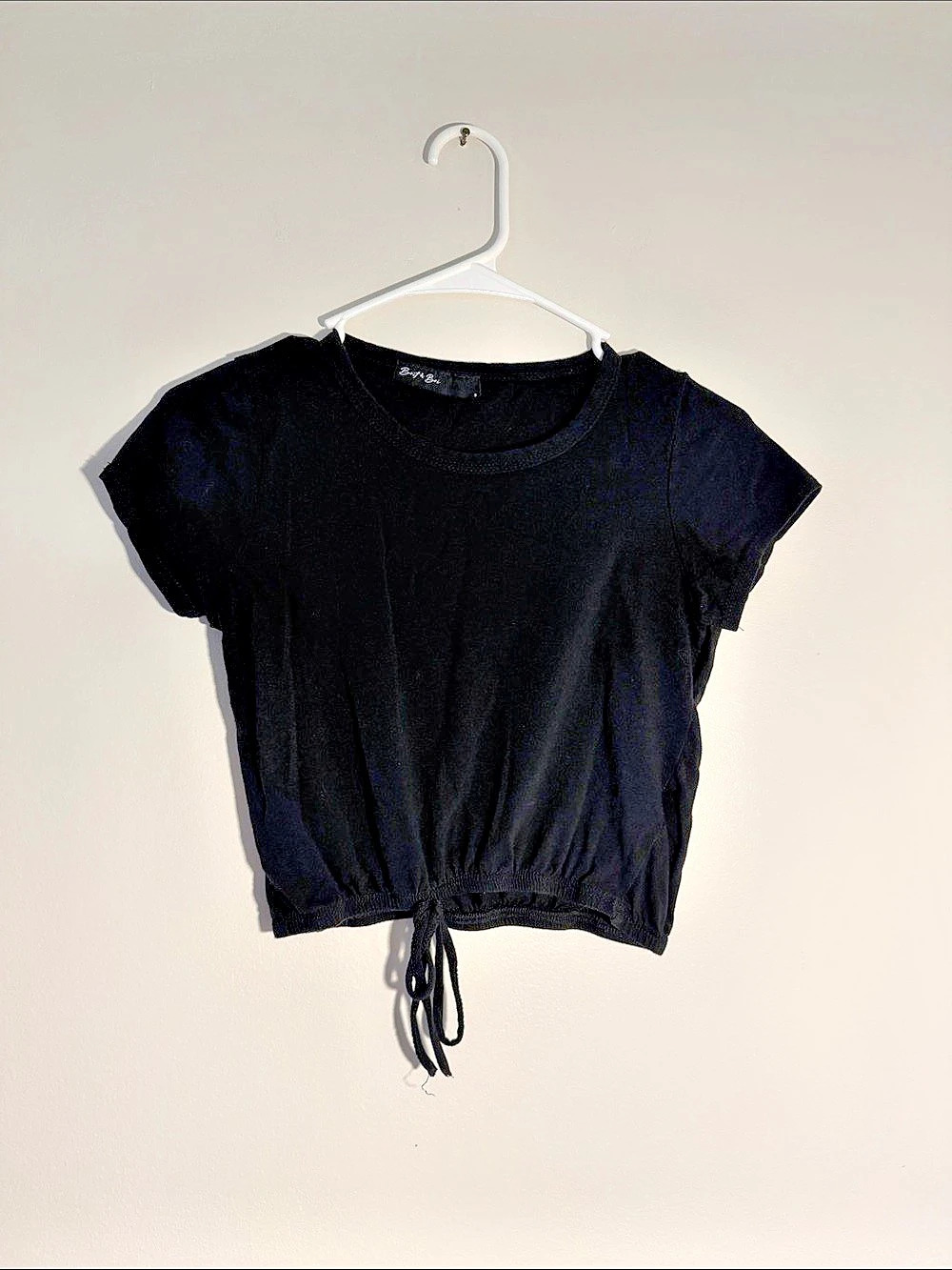 Bette B. Co Short Sleeve Drawstring Top in Black Size Small